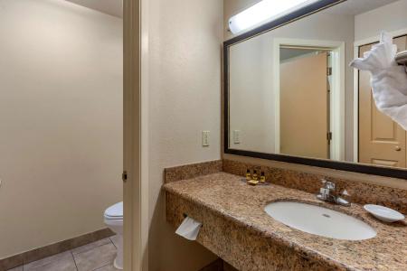 Best Western Plus Las Vegas West - 86