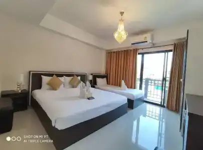 Bann Tawan Hostel & Spa - 30
