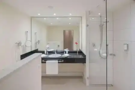 Best Western Premier Castanea Resort - 81