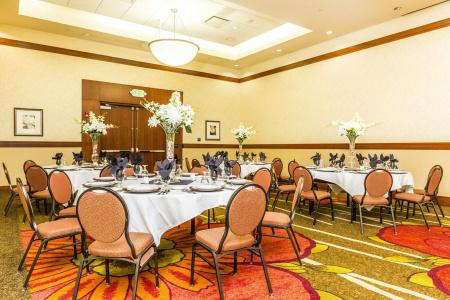 Hilton Garden Inn - 33