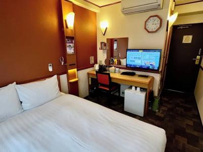 Toyoko Inn Shin-yokohama Ekimae Honkan - 57