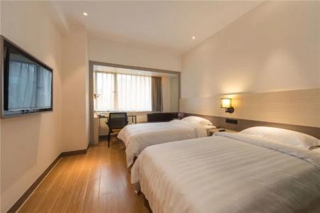 Yes Inn - 4