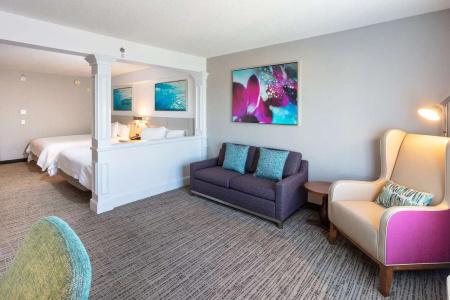 Hilton Garden Inn Airport - 68
