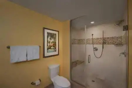 Marriott Lakeshore Reserve - 107