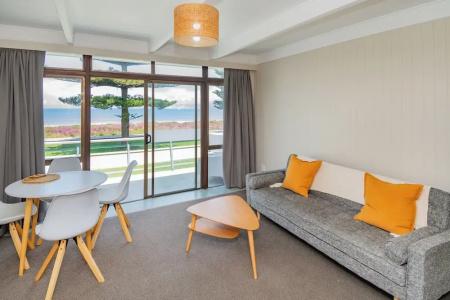 Whispering Sands Beachfront - 21
