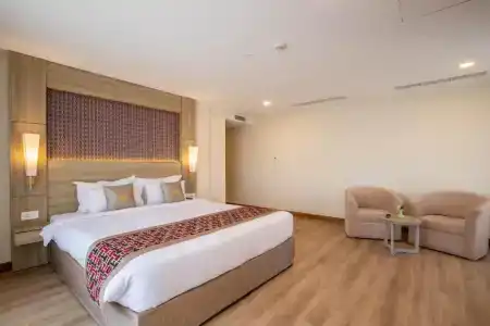 Crowne Imperial - 56