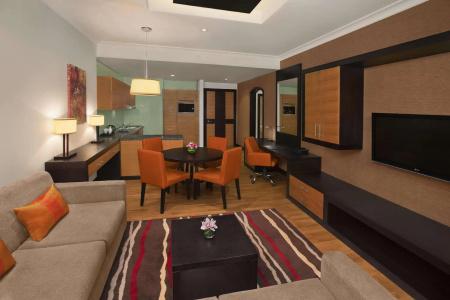DoubleTree by Hilton and Residences Dubai – Al Barsha - 47