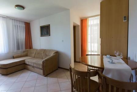 and Rooms Degra - 52