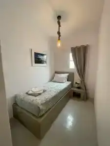Zoumis Studios - 244