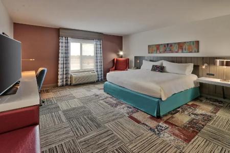 Hilton Garden Inn/Journal Center - 42