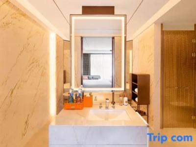 Crowne Plaza Qingdao Jinshui, An Ihg - 101