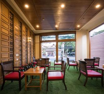 Peak Nimman Prestige - 23