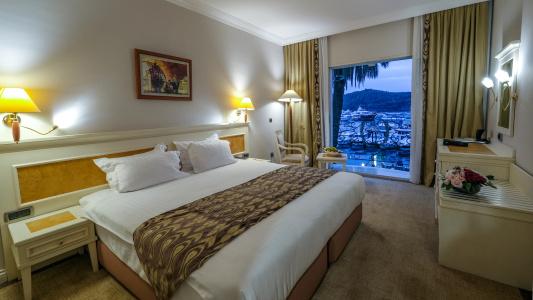 Ece Saray Marina Resort - 2