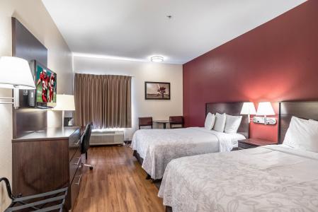 Red Roof Inn Plus + Phoenix West - 30