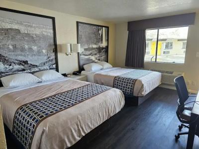 Canyon Inn - 25