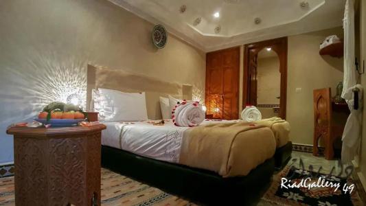 Riad Gallery 49 - 129