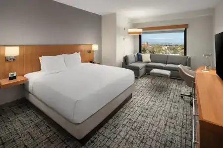 Hyatt Place Denver Cherry Creek - 40