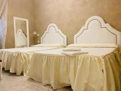 Boutique Calais Milano - 36