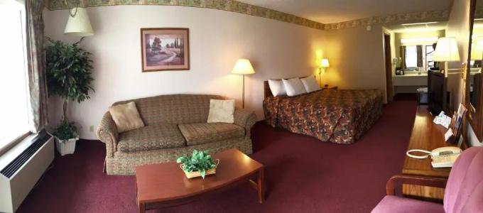 La Quinta by Wyndham Branson - 36