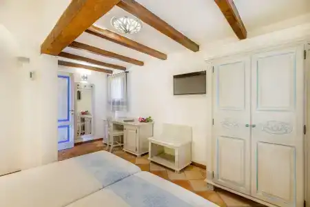 Costa Caddu - 3