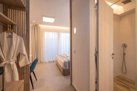 Mirablue Luxury Residences - 34