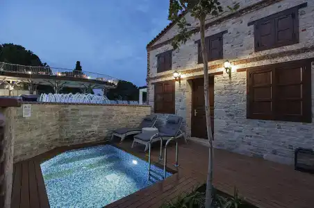 DoubleTree by Hilton Kusadasi - 14