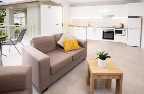 Noosa River Palms - 129