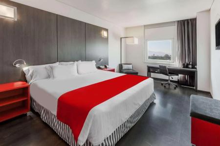 Ramada Encore by Wyndham Guadalajara - 4