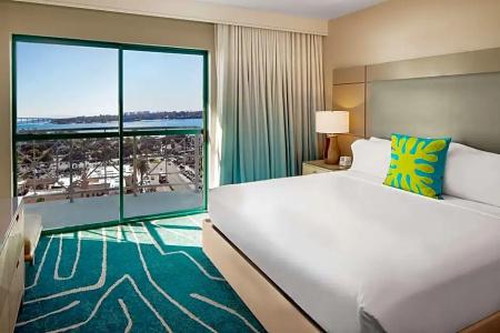 Embassy Suites by Hilton San Diego Bay Downtown - 79
