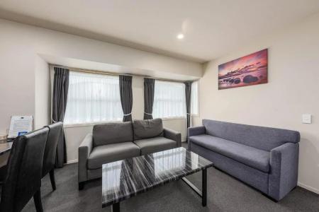315 Riccarton - 38