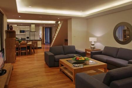 Pearl of Naithon - 0