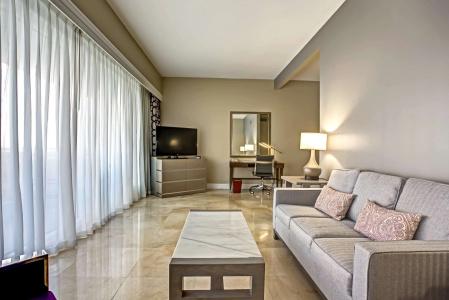 DoubleTree by Hilton Grand Biscayne Bay - 1
