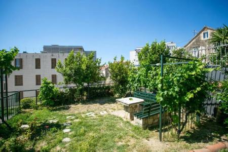 Garden Apartment - 30