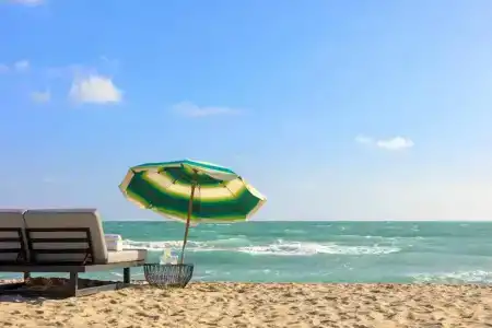 Kimpton Surfcomber, An Ihg - 20