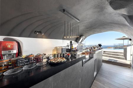 Pearl of Caldera Oia - Boutique by Pearl Collection - 7