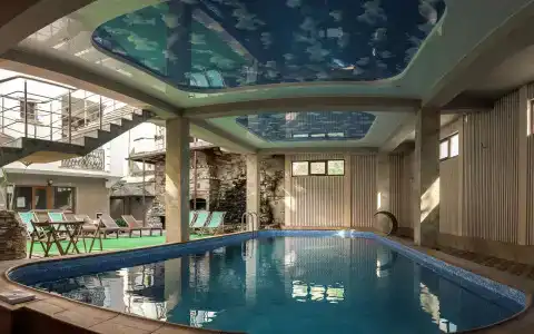 Южный - 8
