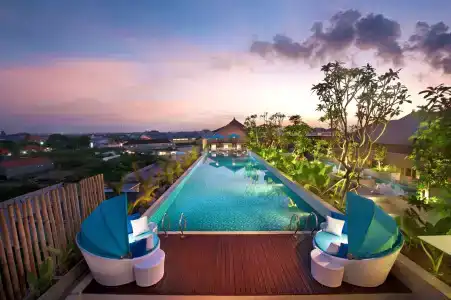 Ramada by Wyndham Bali Sunset Road Kuta - 11