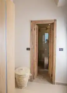 Redcon Suites - 211
