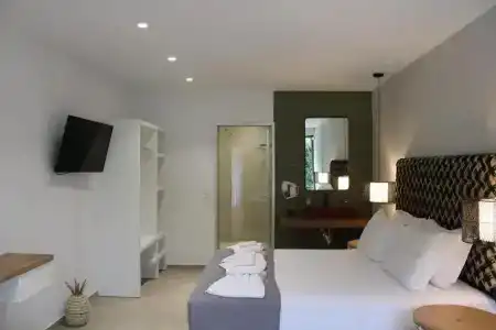 elia boutique - 8