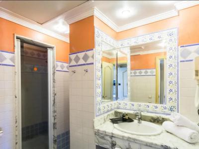 Apartamentos BlueBay Beach Club - 38