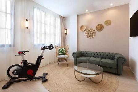 Atocha Madrid, Tapestry Collection by Hilton - 13