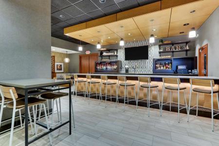 Drury Inn & Suites Orlando near Universal Orlando Resort - 17