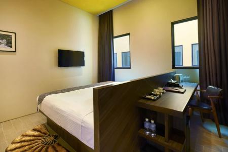 Yan (SG Clean, Staycation Approved) - 6