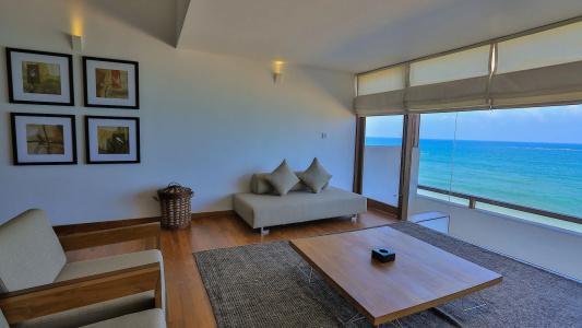 Pandanus Beach Resort & Spa - 8