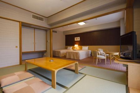 Yumoto Fujiya - 23
