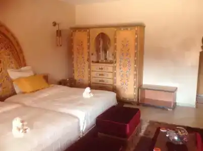 Riad Noumidya - 0