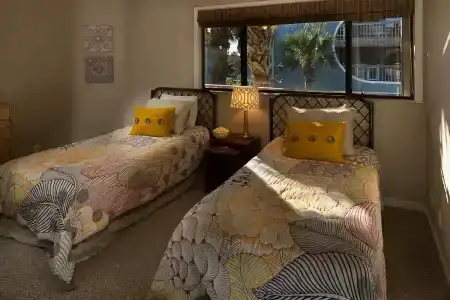 Hibiscus Oceanfront - 20