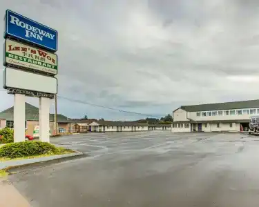 Rodeway Inn - 14