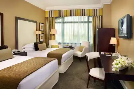 Mövenpick Grand Al Bustan - 3