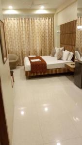 Bentley Marine Drive - 0